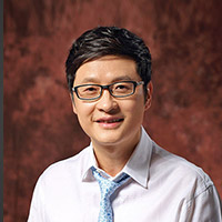 过以宏