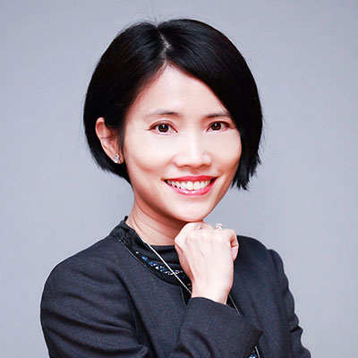 黄佩华