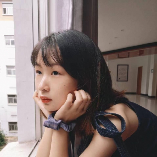 吴琼